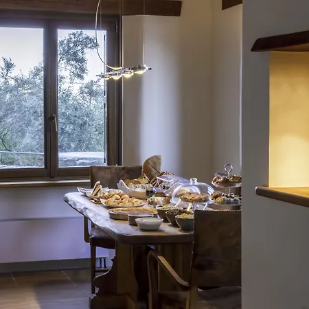 Dionysos Luxury Hotel *