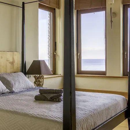Dionysos Luxury מלון Keramiaí