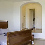 Отель Dionysos Luxury *