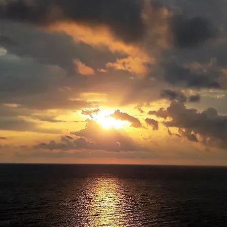 Dionysos Luxury 호텔