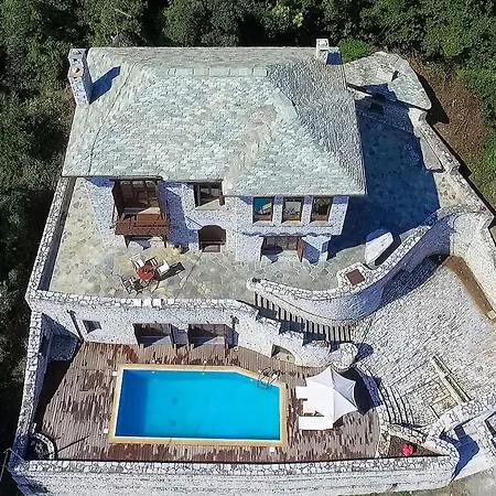 Dionysos Luxury Hotell